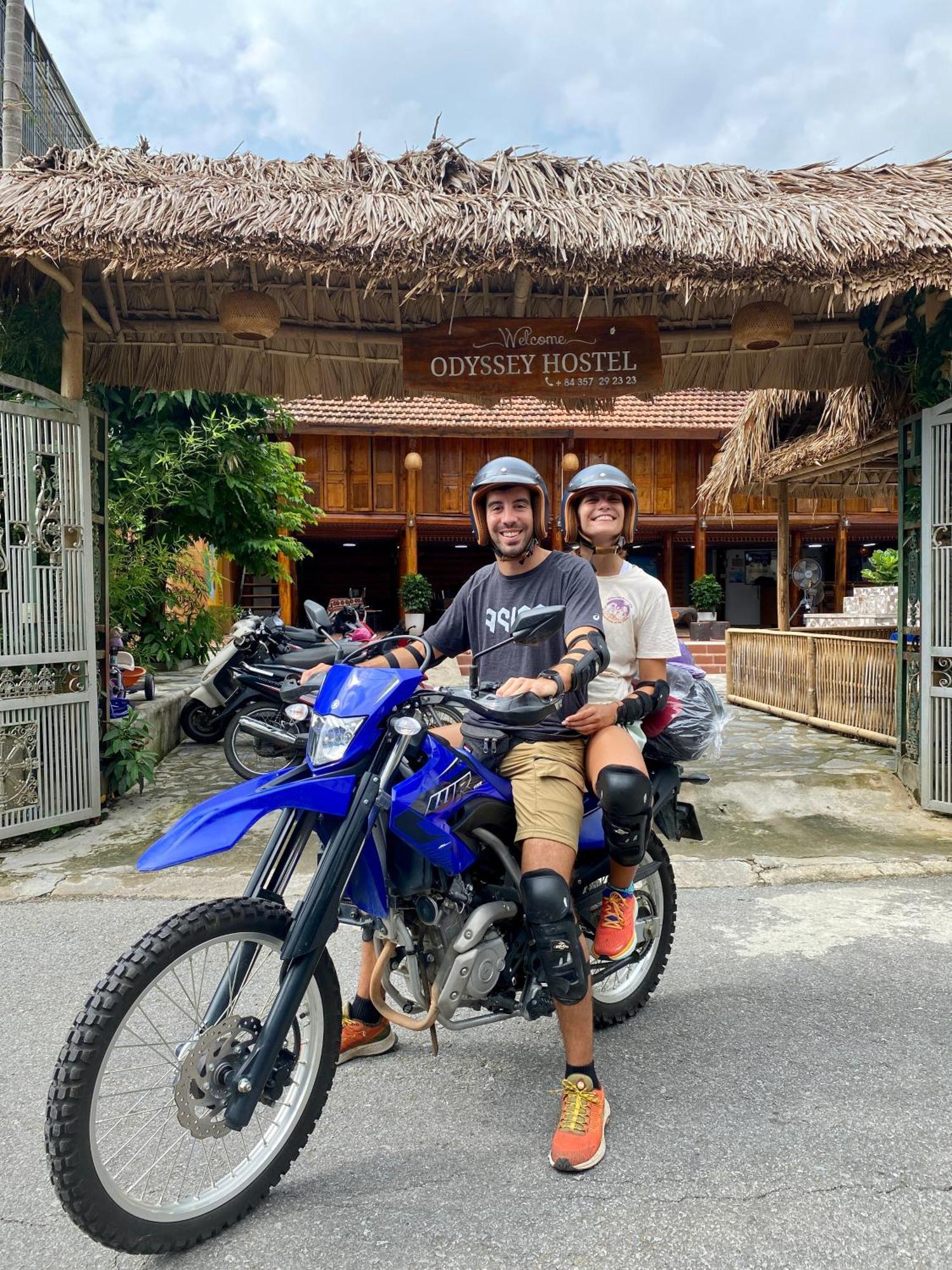 Odyssey Hostel, Tours & Motorbikes Rental Ha Giang Esterno foto